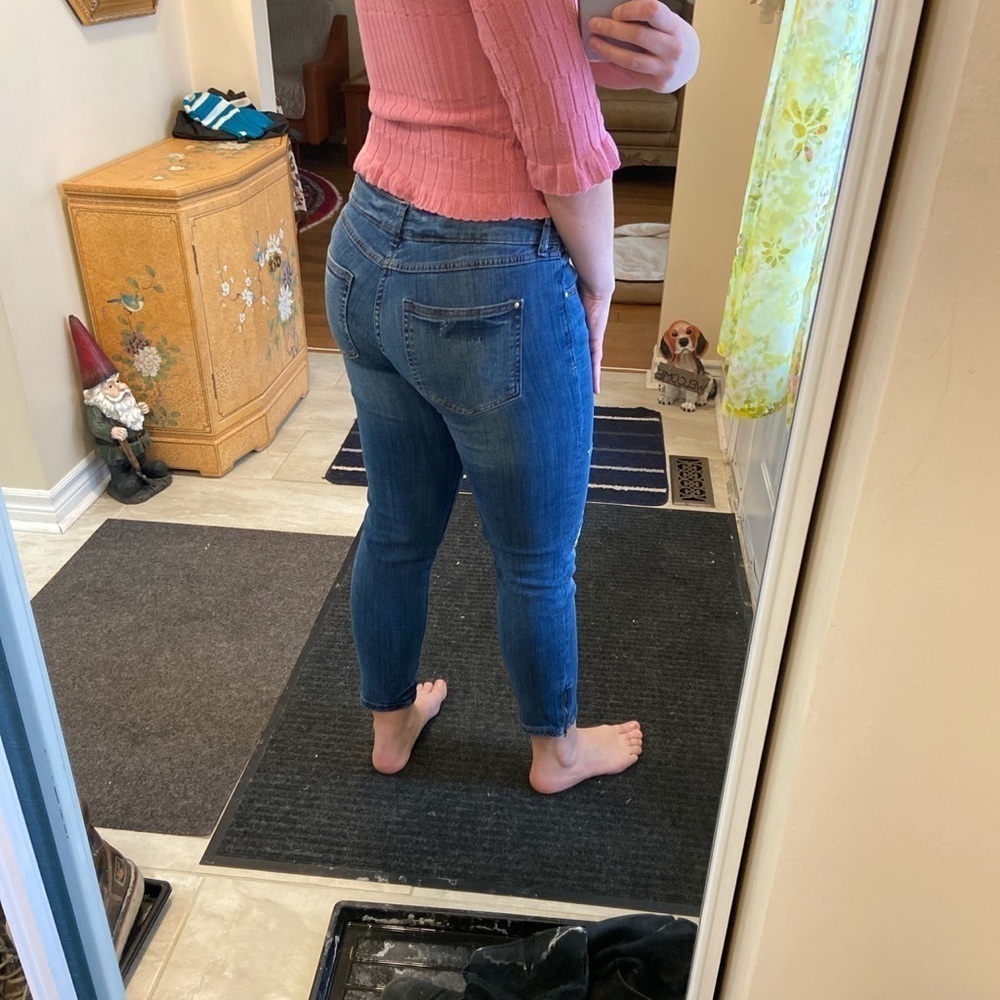 Low Rise Denim Crop Jeans - Picture 9 of 9